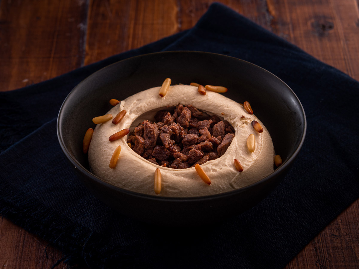 Hommus with Meat